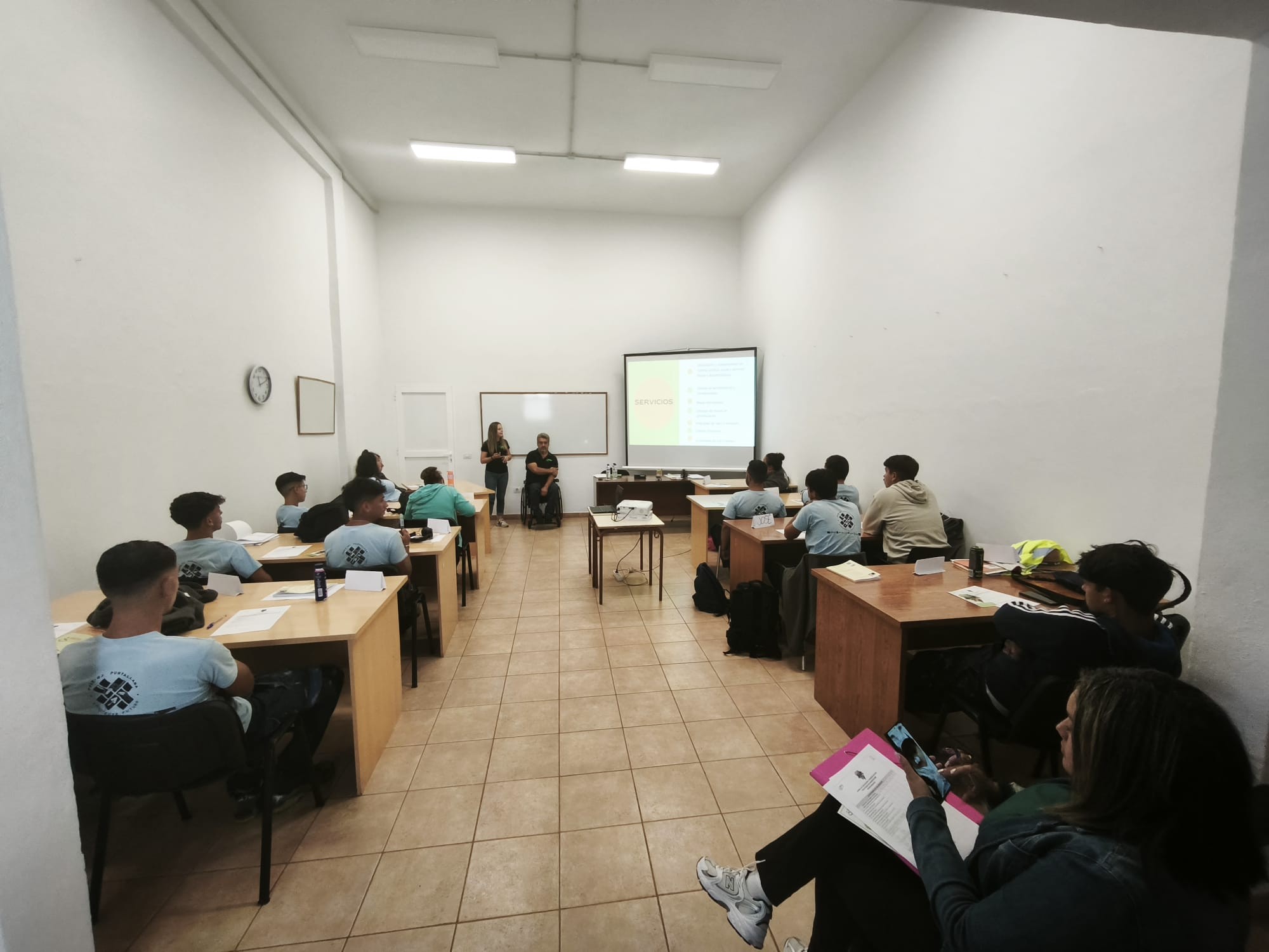 Compromiso con la Accesibilidad: Formando a las Generaciones del Mañana en Puntallana